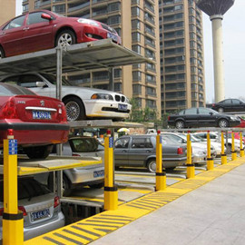 半地下車庫 半地下車庫